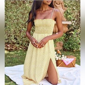 RESA Ashley Yellow Ditsy Floral‎ Smocked Slit Midi Dress Size M Cottage